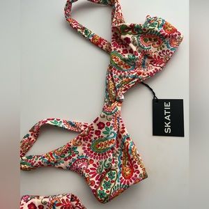 Brand new with tags never worn Skatie bikini set